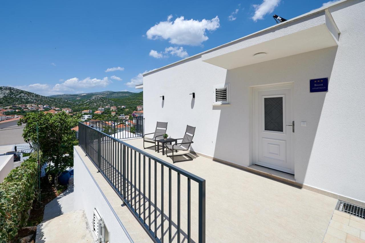 Nela & Sara - 2 Apartments With Heated Swimming Pool เซเกต วรันยีชา ภายนอก รูปภาพ